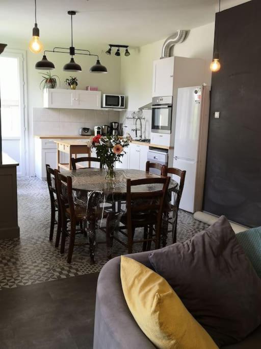 Maison Avec Piscine Dans Village Provencal. Courthezon Екстер'єр фото