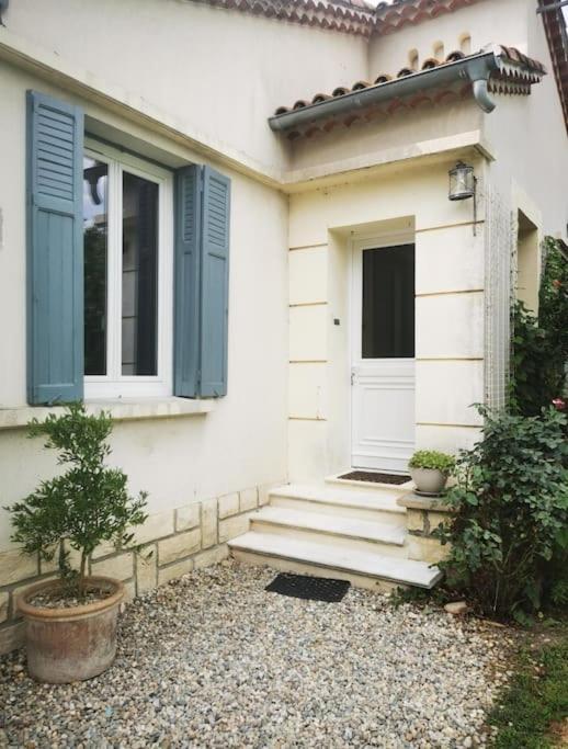 Maison Avec Piscine Dans Village Provencal. Courthezon Екстер'єр фото