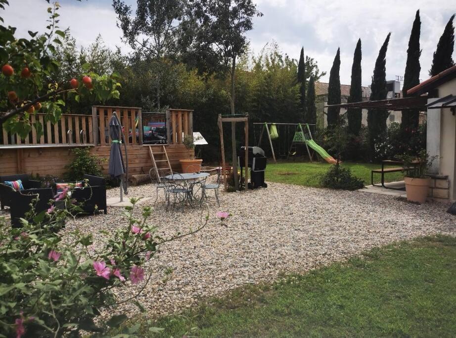 Maison Avec Piscine Dans Village Provencal. Courthezon Екстер'єр фото