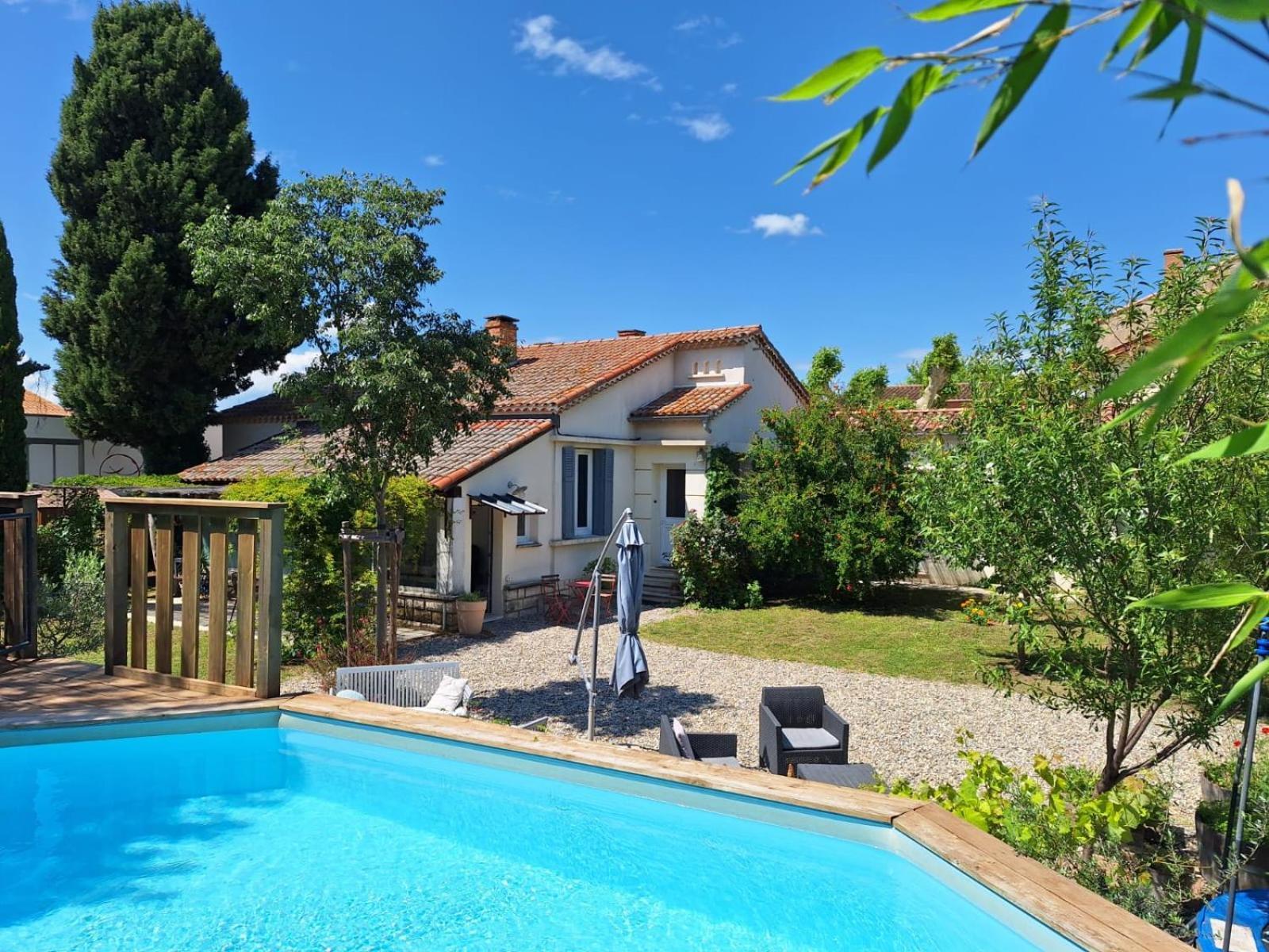 Maison Avec Piscine Dans Village Provencal. Courthezon Екстер'єр фото